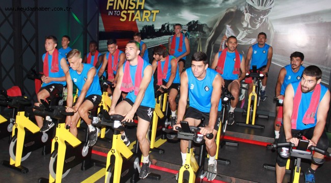 ALTAY ŞANSA BIRAKMIYOR!