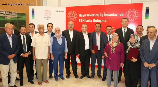 BAKAN SELÇUK HAYIRSEVER İŞ İNSANLARI VE STK TEMSİLCİLERİ İLE BULUŞTU