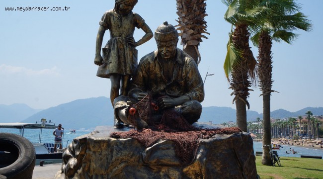 BALIKÇI DEDE VE TORUNU ESKİ YERİNDE