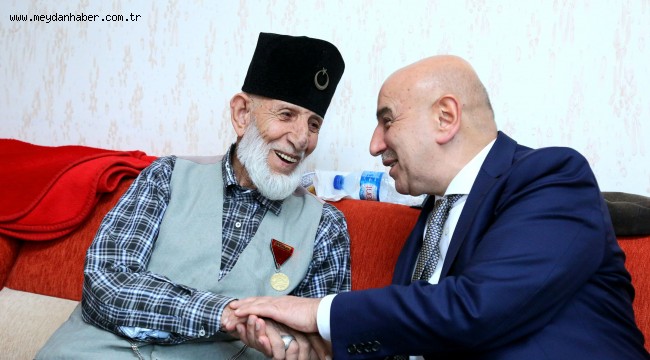 BAŞKAN ALTINOK İSTİKLAL GAZİSİNİ ZİYARET ETTİ