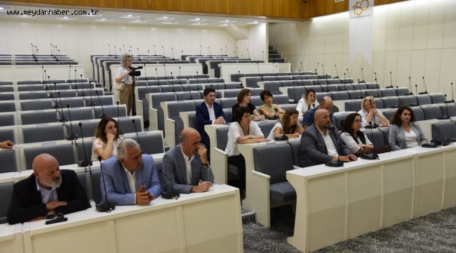 BAŞKAN HÜRRİYET'TEN İZMİR ÇIKARMASI