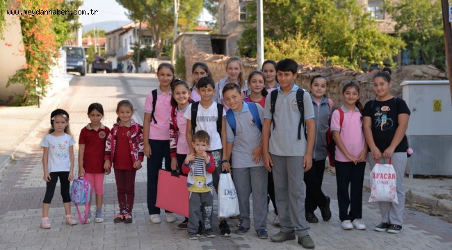 Başkan Serdar Aksoy çocukların yüzünü güldürdü