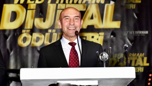 Başkan Soyer'e sosyal medya ödülü