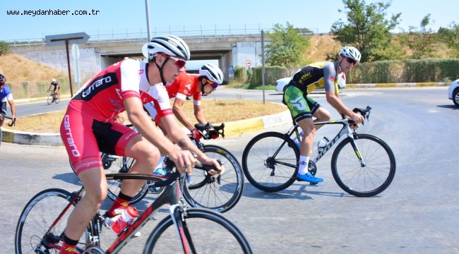 Bisiklet yarışması nefes kesti