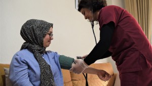 Bornova Belediyesi sağlıkta da ihtiyaç sahiplerinin yanında