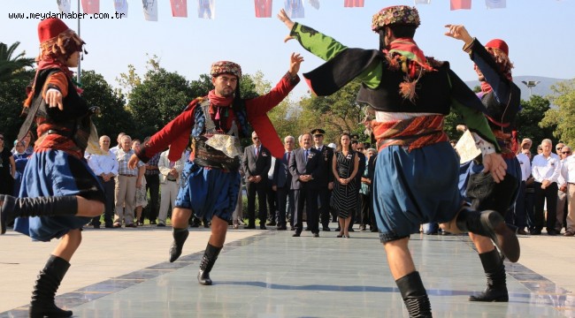 EFES SELÇUK'UN KURTULUŞU TÖRENLE KUTLANDI