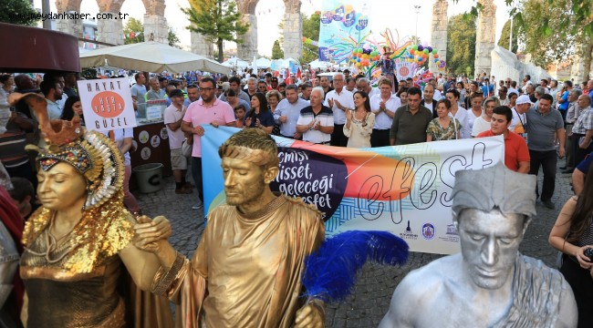 EFEST'TE İLK GÜN MUHTEŞEM GEÇTİ