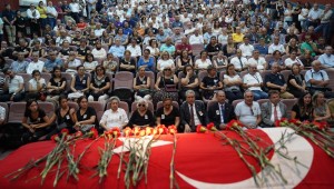 Egeli bilim insanı Prof. Dr. Akın Olgun son yolculuğuna uğurlandı