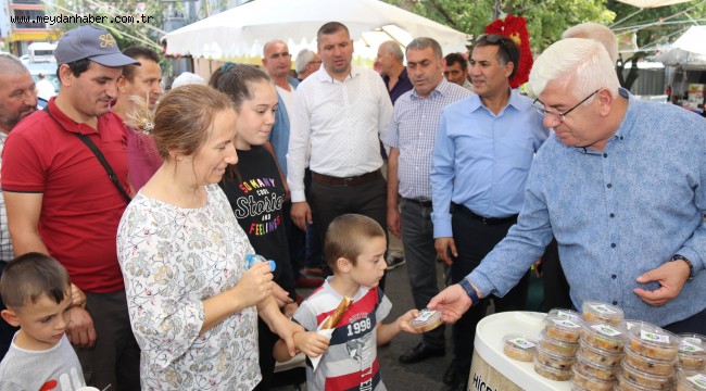 Ergene Belediyesi 5000 Adet Aşure İkram Etti