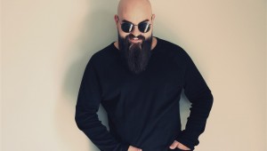 Evrim Ateşler 'Harmolipi' ile Karşıyaka'da!