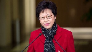 Hong Kong lideri diyalog çağrısını yineledi