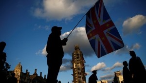 İngiltere'de muhalefetten erken seçim teklifine destek yok