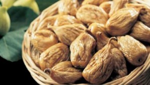 İzmir'in İnciri Fuar'ın Kemeraltı'sında