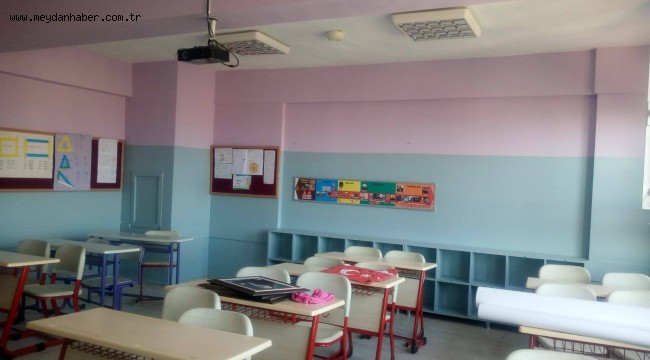 İzmir'in okullarına Büyükşehir'den destek