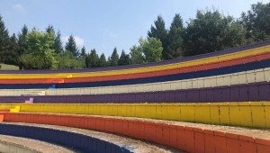 KALICI KONUTLAR RENKLENDİ