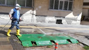 Kızılcahamam'da Çöp Konteynırları Dezenfekte Edildi