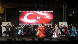 KONAK, TÜRKİYE'Yİ GURURLA TEMSİL ETTİ