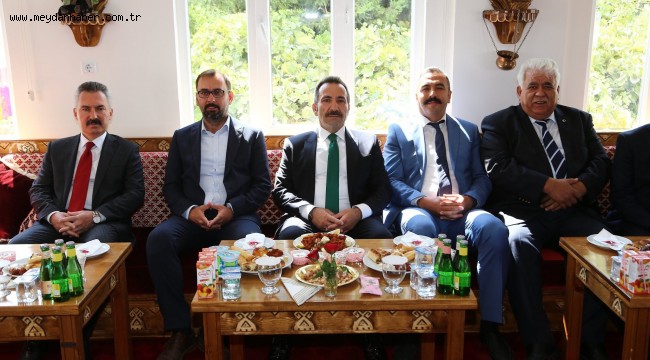 Okuma Merkezi ve Millet Kıraathanesi Açılışı Yapıldı