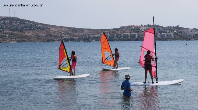 ON BİR ÇOCUK, YELKEN SPORU İLE TANIŞTI