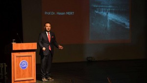 Prof. Dr. Mert "Bu özel günü ellerimizde bayraklarla kutlamalıyız"