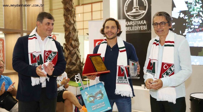 Rekortmen yüzücüden  'çevre' mesajı!