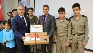 RİZE'DE  ÖĞRENCİLER  32 TON ELEKTRONİK  ATIK  TOPLADI…