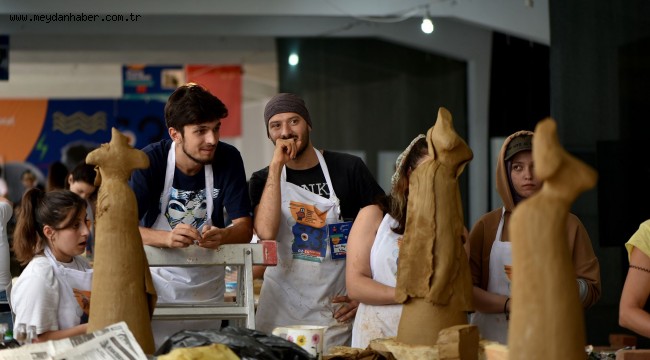 SEMPOZYUM ÇALIŞMALARI BAŞLADI