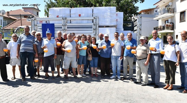 "Sığacık'ta meyve ağaçlarına tuzaklı koruma"