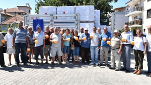 "Sığacık'ta meyve ağaçlarına tuzaklı koruma"