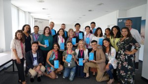 Türkiye'nin "Mükemmel Öğretmeni" ödülünü aldı