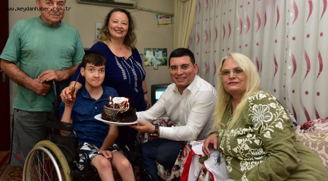 Tütüncü'den Miraç'a doğum günü sürprizi