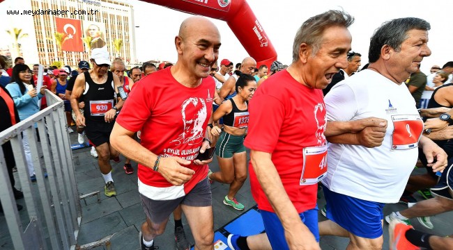 Uluslararası İzmir Yarı Maratonu renkli görüntülere sahne oldu