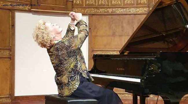 Açılışlar ayı Ekim