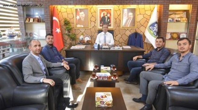 AFYONKARAHİSAR İL GENÇLİK KOLLARINDAN BAŞKAN ÇÖL'E ZİYARET