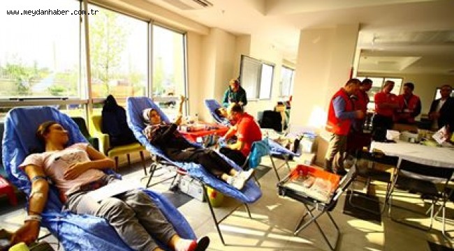 AYŞE HAFSA SULTAN YURDU KAN BAĞIŞINDA BÖLGE BİRİNCİSİ