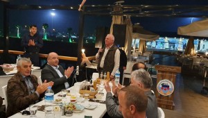 Başkan Karakayalı, Muhtarlarla Yemekte Buluştu