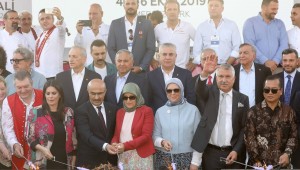 Başkan Zeydan Karalar, "Bekle Türkiye, bekle dünya, eski Adana dönüyor."