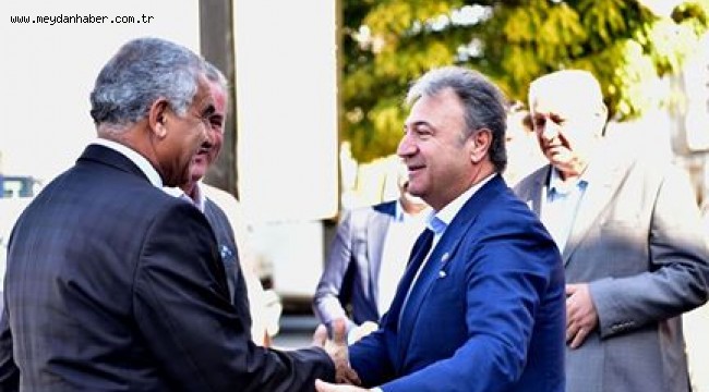 Bornova'da projeler mahalle gezilerinden çıkıyor 