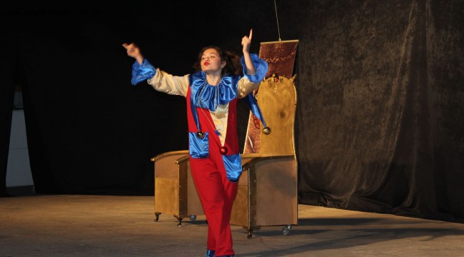 Burhaniye Belediyesi Kent Tiyatrosu kayıtları başladı.