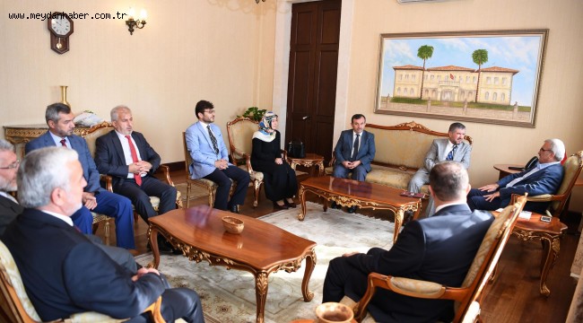 CAMİLER İSLAM TOPLUMU İÇİN HAYATIN MERKEZİDİR