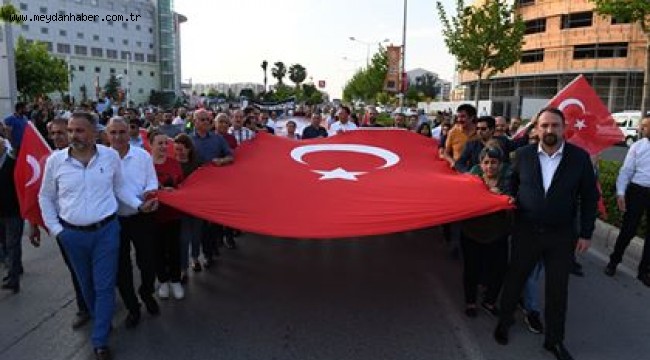 Çiğli'de Büyük Cumhuriyet Yürüyüşü