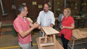 Çiğli'nin Banklarını ve Çöp Konteynerlerini Öğrenciler Üretecek