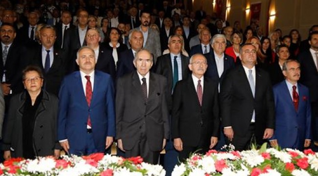 CUMHURİYETE DEĞER KATANLAR ÖDÜLLERİ SAHİPLERİNİ BULDU