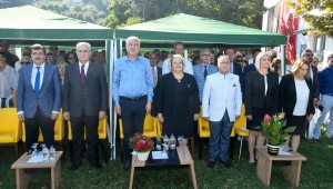 Fikri hür, vicdanı hür nesiller yetiştirmeliyiz