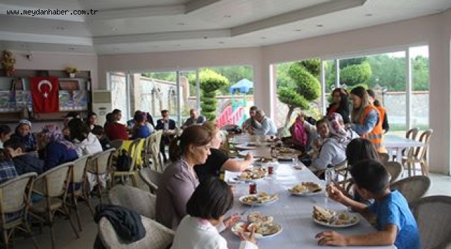 HER ŞEY ÇOCUKLARIMIZIN YÜZÜNÜ GÜLDÜREBİLMEK İÇİN.