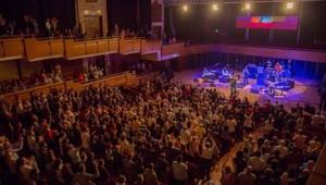 İzmir'de "Stanley Clarke" rüzgârı esti  