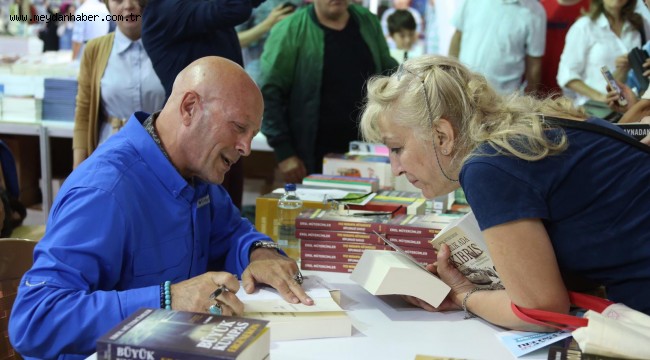 KİTAP GÜNLERİ'NE YOĞUN İLGİ