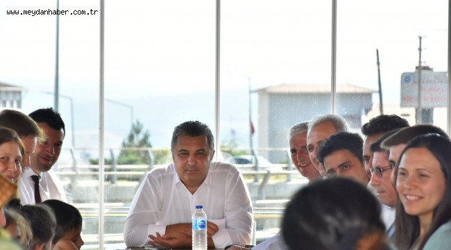 MALKARA BELEDİYE BAŞKANI ULAŞ YURDAKUL DÜNYA ÇOCUK GÜNÜ'NDE ÇOCUKLARLA BİR ARAYA GELDİ