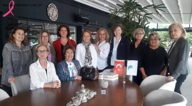 MAVİŞEHİR KADIN PLATFORMU DERNEĞİ'NDEN MEME KANSERİNE FARKINDALIK