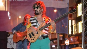 RETROBÜS İZMİTLİLERİ GEÇMİŞE GÖTÜRDÜ